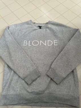 Brunette The Label Light Gray Crewneck Sweatshirt “Blonde” m/l